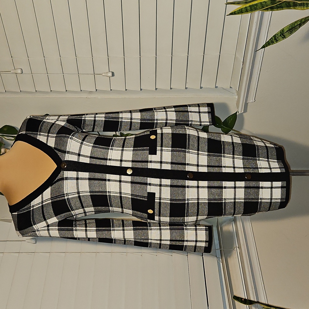 🪴 3 For $15 Plaid Fasion Nova Sweater Dress